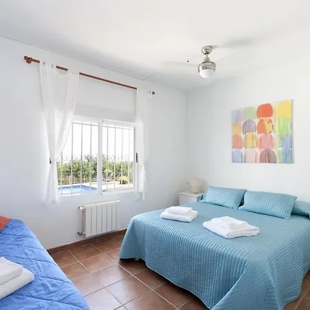 Celi: Sea- & Mountain View, Peaceful & Comfortable. Βίλα Denia