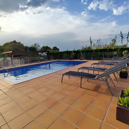 Villa Celi: Sea- & Mountain View, Peaceful & Comfortable.