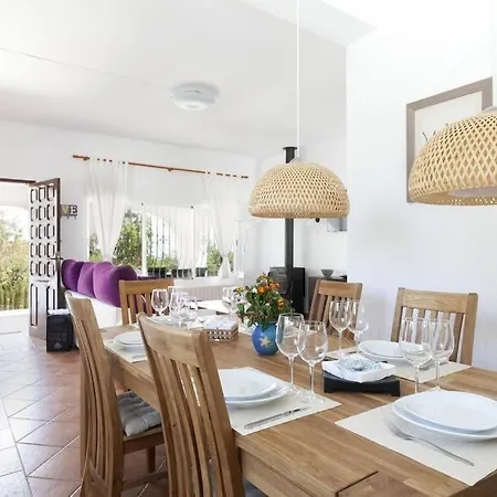 Celi: Sea-&mountain View, Peaceful&comfortable. *